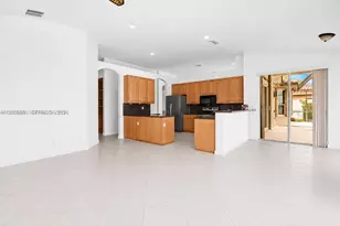 18659 SW 12th St, Pembroke Pines, FL 33029 - Photo 5