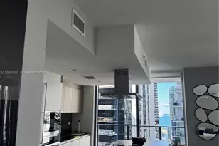 1000 Brickell Plaza, Miami, FL 33131 - Photo 11