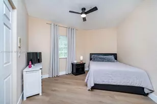 5600 NW 114th Pl, Doral, FL 33178 - Photo 15