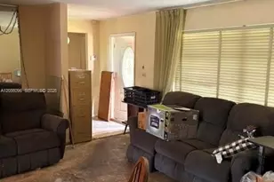 9590 SW 19th St, Miami, FL 33165 - Photo 7