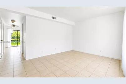 9821 NW 37th St #7F, Sunrise, FL 33351 - Photo 3