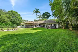11070 SW 52nd Ct, Davie, FL 33328 - Photo 7
