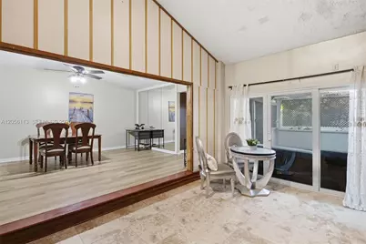 450 E Lakewood Cir E #B, Margate, FL 33063 - Photo 9