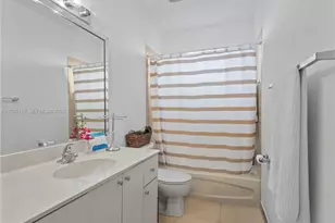 4401 NW 113th Ct, Doral, FL 33178 - Photo 19