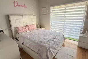 1809 SW 107th Ave, Miami, FL 33165 - Photo 5