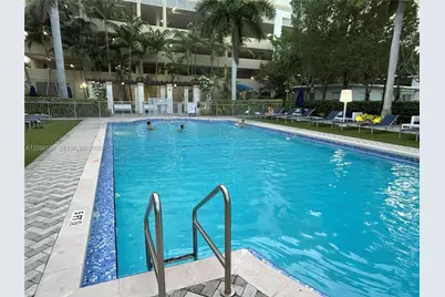 987 SW 37th Avenue #909, Coral Gables, FL 33135 - Photo 5