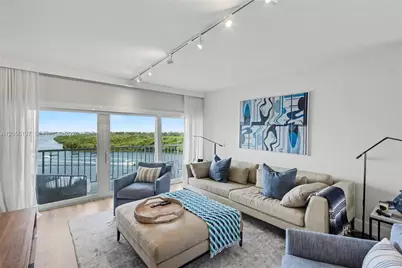 500 Bayview Dr #822, Sunny Isles Beach, FL 33160 - Photo 17