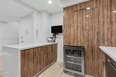 500 Bayview Dr #822, Sunny Isles Beach, FL 33160 - Photo 23