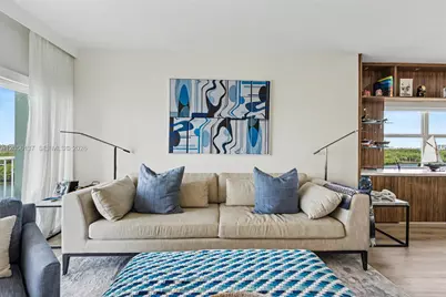 500 Bayview Dr #822, Sunny Isles Beach, FL 33160 - Photo 19