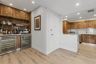 500 Bayview Dr #822, Sunny Isles Beach, FL 33160 - Photo 1