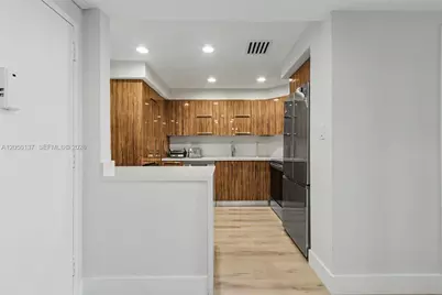 500 Bayview Dr #822, Sunny Isles Beach, FL 33160 - Photo 21