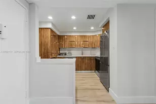 500 Bayview Dr, Sunny Isles Beach, FL 33160 - Photo 21
