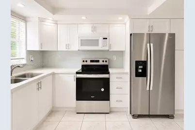1607 NE 105th St #3-7, Miami Shores, FL 33138 - Photo 11