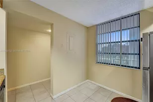 1713 Whitehall Dr, Davie, FL 33324 - Photo 25