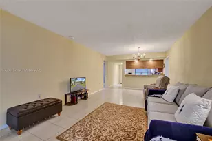 1713 Whitehall Dr, Davie, FL 33324 - Photo 37