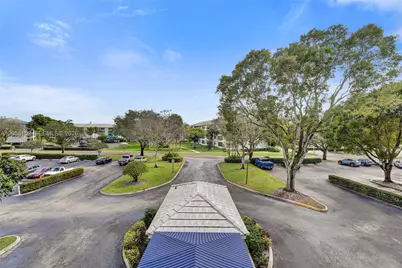 1713 Whitehall Dr #304, Davie, FL 33324 - Photo 3