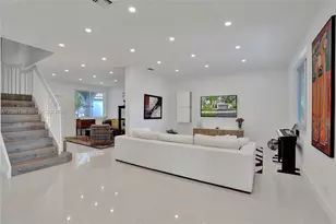 1216 Chinaberry Dr, Weston, FL 33327 - Photo 23