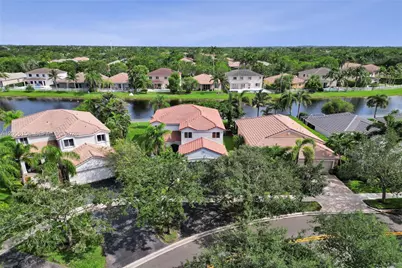 1216 Chinaberry Dr, Weston, FL 33327 - Photo 99