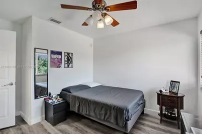 1216 Chinaberry Dr, Weston, FL 33327 - Photo 59