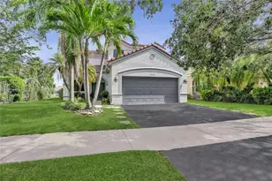 1216 Chinaberry Dr, Weston, FL 33327 - Photo 1