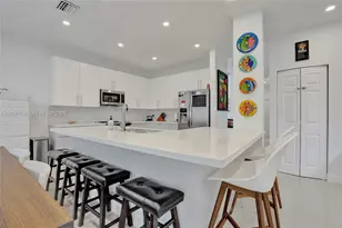 1216 Chinaberry Dr, Weston, FL 33327 - Photo 27