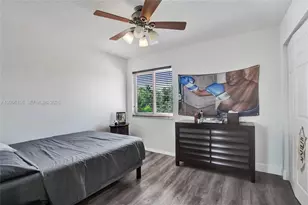 1216 Chinaberry Dr, Weston, FL 33327 - Photo 55