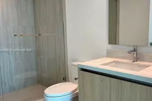 2411 Laguna Cir, Miami, FL 33181 - Photo 25