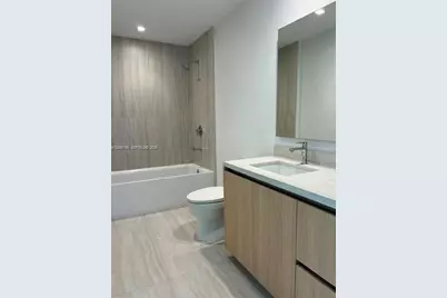2411 Laguna Circle #1509, Miami, FL 33181 - Photo 9