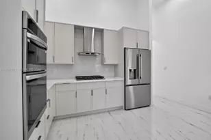 13791 NW 23rd St, Pembroke Pines, FL 33028 - Photo 27