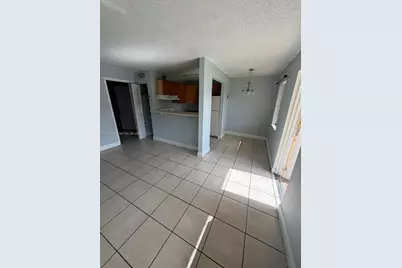 95 NE 41st St #N202, Oakland Park, FL 33334 - Photo 1