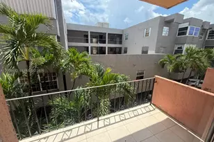1055 W 77th St, Hialeah, FL 33014 - Photo 7