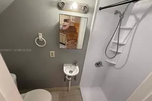 2560 W 53rd St, Hialeah, FL 33016 - Photo 13