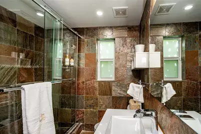 1360 SW 16th St, Miami, FL 33145 - Photo 19