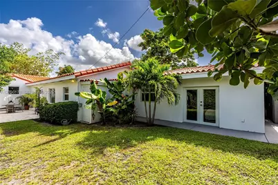 1360 SW 16th St, Miami, FL 33145 - Photo 7