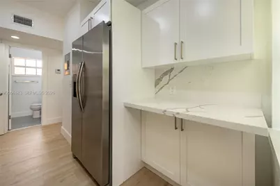 809 NE 17th Ave #4, Fort Lauderdale, FL 33304 - Photo 11