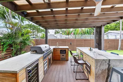 545 NE 9th Ave, Fort Lauderdale, FL 33301 - Photo 47