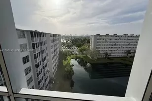 1770 NE 191st St, Miami, FL 33179 - Photo 15