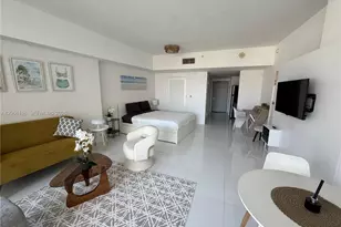 1750 N Bayshore Dr, Miami, FL 33132 - Photo 11