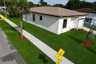 130 NW 28th Terrace, Fort Lauderdale, FL 33311 - Photo 3