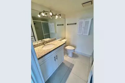 1000 Quayside Ter #1104, Miami, FL 33138 - Photo 21