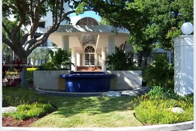 1000 Quayside Ter #1104, Miami, FL 33138 - Photo 45