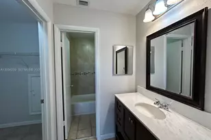 1197 Washington Cir, Homestead, FL 33034 - Photo 21