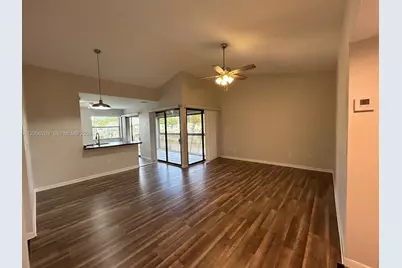 1197 Washington Cir #1197A, Homestead, FL 33034 - Photo 13