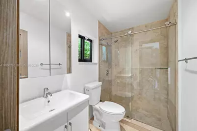 2180 NE 191st Dr, North Miami Beach, FL 33179 - Photo 15