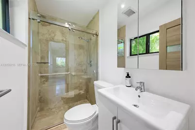 2180 NE 191st Dr, North Miami Beach, FL 33179 - Photo 11