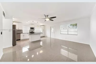 899 S Normandy #899, Delray Beach, FL 33484 - Photo 9