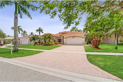 16428 NW 14th St, Pembroke Pines, FL 33028 - Photo 1