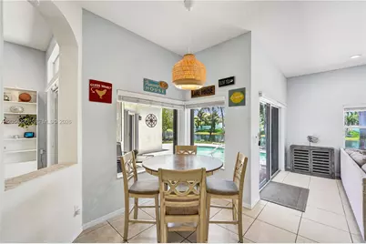16428 NW 14th St, Pembroke Pines, FL 33028 - Photo 29