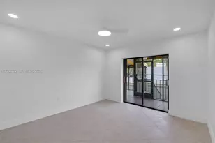 6433 Windmill Gate Rd, Miami Lakes, FL 33014 - Photo 13