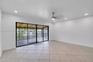 6433 Windmill Gate Rd, Miami Lakes, FL 33014 - Photo 11